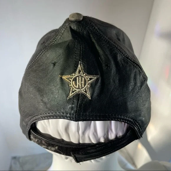 1990s” NBA Chicago Bulls Red/Black Leather Jeff Hamilton Design Strap back Hat